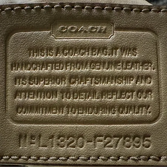 Vintage style Y2K Coach Tan Snake Print Women's Bag crossbody purse handbag - Picture 6 of 17